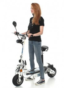 SXT 500 EEC E-Scooter mit Strassenzulassung in weiss SXT 500 EEC E-Scooter mit Strassenzulassung in weiss