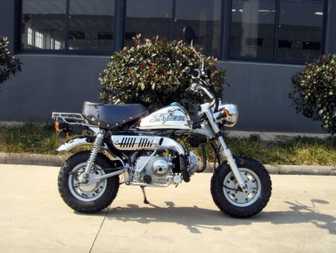 Skyteam ST125-8 125ccm - Chrome Edition Skyteam ST125-8 125ccm - Chrome Edition