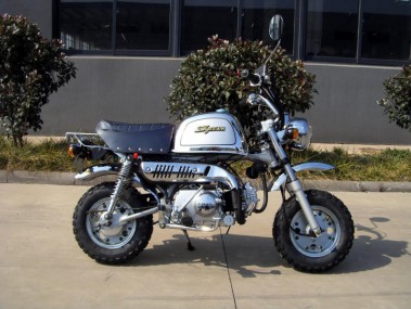 Skyteam ST-125-8A- 125ccm Bongo Chrome Edition Skyteam ST-125-8A- 125ccm Bongo Chrome Edition
