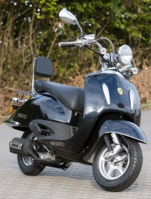Retro Roller 50ccm Atilla Benero als Mofa, 50er oder 125er verfügbar Retro Roller 50ccm Atilla Benero als Mofa, 50er oder 125er verfügbar